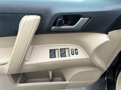 2013 Toyota Highlander Plus   - Photo 23 - Salt Lake City, UT 84115