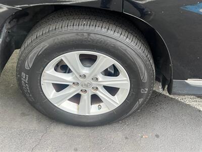 2013 Toyota Highlander Plus   - Photo 10 - Salt Lake City, UT 84115