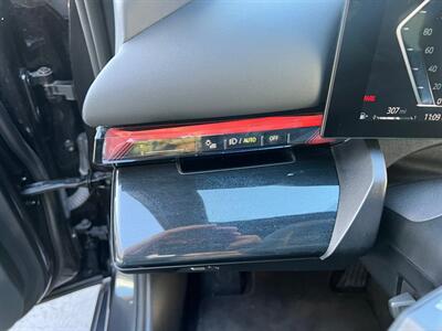 2025 BMW 5 Series 540i xDrive - Photo 32 - Salt Lake City, UT 84115