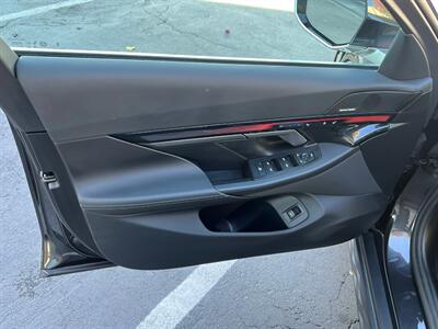 2025 BMW 5 Series 540i xDrive - Photo 20 - Salt Lake City, UT 84115