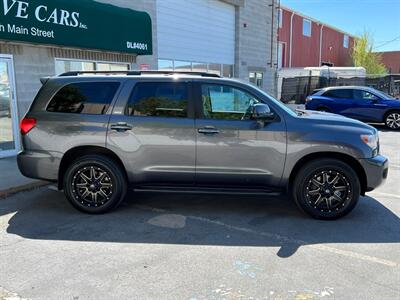 2016 Toyota Sequoia SR5   - Photo 8 - Salt Lake City, UT 84115