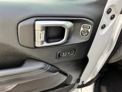 2023 Jeep Gladiator Overland   - Photo 24 - Salt Lake City, UT 84115