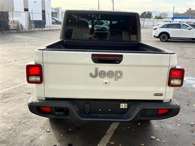 2023 Jeep Gladiator Overland   - Photo 6 - Salt Lake City, UT 84115