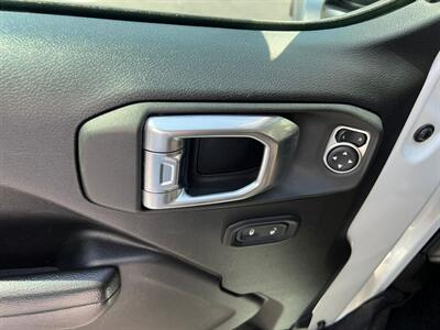 2023 Jeep Wrangler Rubicon 4xe   - Photo 24 - Salt Lake City, UT 84115