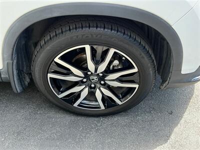 2022 Honda Pilot Touring w/Rear Captain's - Photo 11 - Salt Lake City, UT 84115