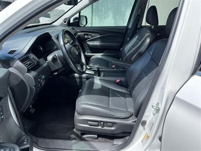 2022 Honda Pilot Touring w/Rear Captain's - Photo 17 - Salt Lake City, UT 84115