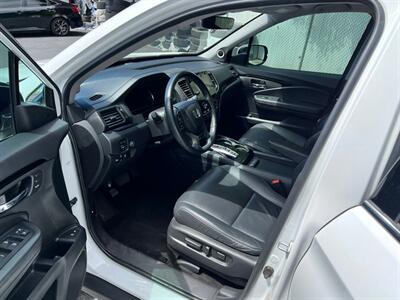 2022 Honda Pilot Touring w/Rear Captain's - Photo 16 - Salt Lake City, UT 84115