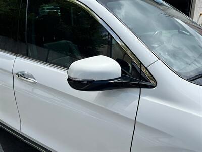 2022 Honda Pilot Touring w/Rear Captain's - Photo 9 - Salt Lake City, UT 84115