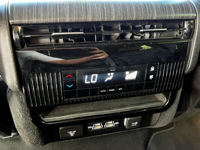2024 Jeep Wagoneer Series II - Photo 23 - Salt Lake City, UT 84115