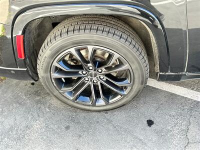 2024 Jeep Grand Wagoneer L Obsidian   - Photo 12 - Salt Lake City, UT 84115