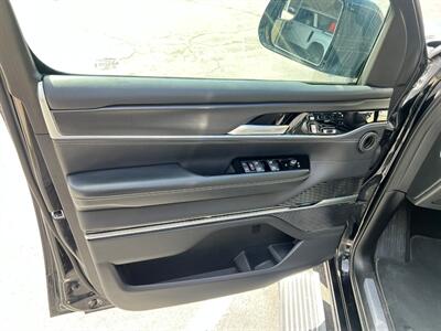 2024 Jeep Grand Wagoneer L Obsidian   - Photo 21 - Salt Lake City, UT 84115