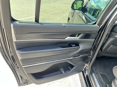 2024 Jeep Grand Wagoneer L Obsidian   - Photo 24 - Salt Lake City, UT 84115