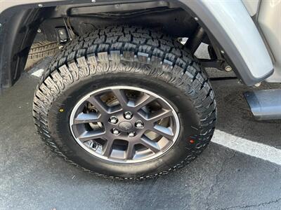 2023 Jeep Gladiator Overland   - Photo 12 - Salt Lake City, UT 84115