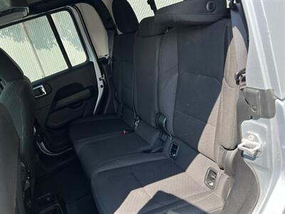 2023 Jeep Gladiator Overland   - Photo 21 - Salt Lake City, UT 84115