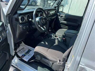 2023 Jeep Gladiator Overland   - Photo 16 - Salt Lake City, UT 84115