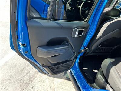 2024 Jeep Wrangler Rubicon 4xe   - Photo 22 - Salt Lake City, UT 84115