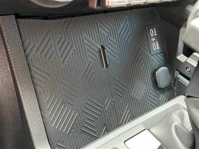 2024 Toyota Tacoma TRD Sport   - Photo 37 - Salt Lake City, UT 84115