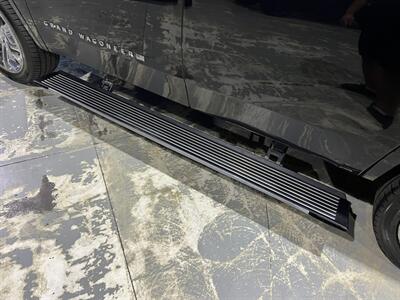 2023 Jeep Grand Wagoneer Series II   - Photo 11 - Salt Lake City, UT 84115