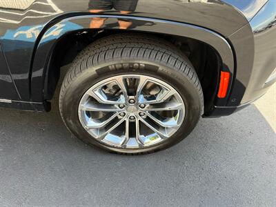 2023 Jeep Grand Wagoneer Series II   - Photo 10 - Salt Lake City, UT 84115