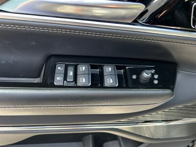 2023 Jeep Grand Wagoneer Series II   - Photo 33 - Salt Lake City, UT 84115