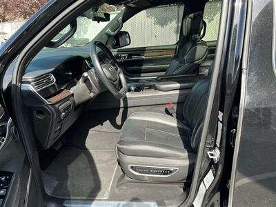 2023 Jeep Grand Wagoneer Series II   - Photo 17 - Salt Lake City, UT 84115