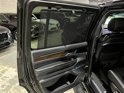 2023 Jeep Grand Wagoneer Series II   - Photo 14 - Salt Lake City, UT 84115