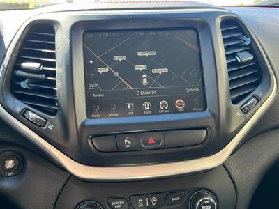 2018 Jeep Cherokee Trailhawk   - Photo 38 - Salt Lake City, UT 84115