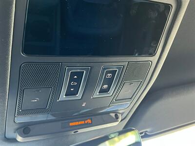 2024 Land Rover Defender 90 P300 S   - Photo 36 - Salt Lake City, UT 84115