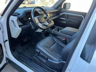 2024 Land Rover Defender 90 P300 S   - Photo 16 - Salt Lake City, UT 84115