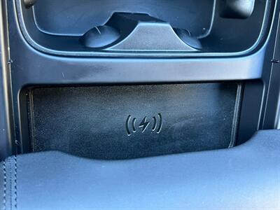 2024 Land Rover Defender 90 P300 S   - Photo 35 - Salt Lake City, UT 84115