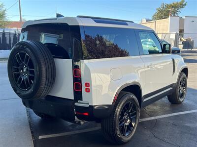 2024 Land Rover Defender 90 P300 S   - Photo 7 - Salt Lake City, UT 84115