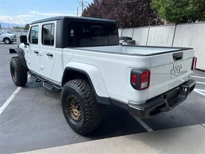 2023 Jeep Gladiator Overland   - Photo 5 - Salt Lake City, UT 84115