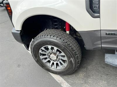 2017 Ford F-350 Super Duty Lariat   - Photo 16 - Salt Lake City, UT 84115