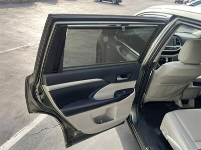 2019 Toyota Highlander Hybrid XLE   - Photo 22 - Salt Lake City, UT 84115