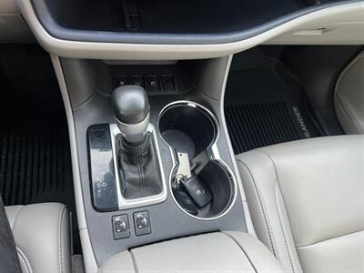 2019 Toyota Highlander Hybrid XLE   - Photo 38 - Salt Lake City, UT 84115