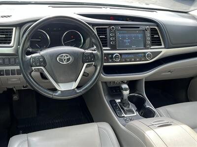 2019 Toyota Highlander Hybrid XLE   - Photo 25 - Salt Lake City, UT 84115