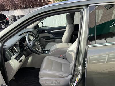 2019 Toyota Highlander Hybrid XLE   - Photo 17 - Salt Lake City, UT 84115