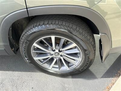 2019 Toyota Highlander Hybrid XLE   - Photo 13 - Salt Lake City, UT 84115