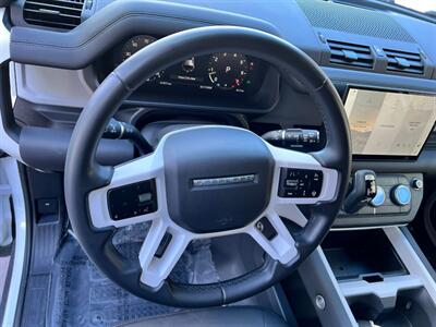 2025 Land Rover Defender 110 P300 S   - Photo 32 - Salt Lake City, UT 84115