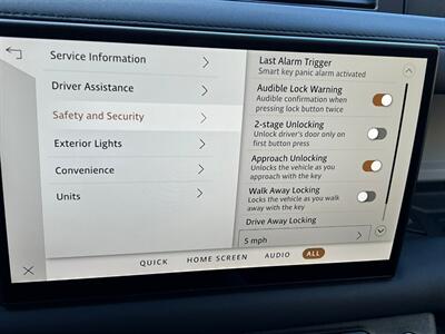 2025 Land Rover Defender 110 P300 S   - Photo 39 - Salt Lake City, UT 84115