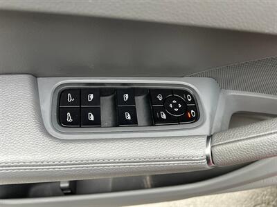 2021 Porsche Cayenne   - Photo 30 - Salt Lake City, UT 84115