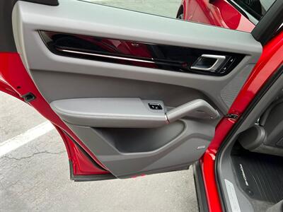 2021 Porsche Cayenne   - Photo 22 - Salt Lake City, UT 84115