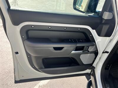 2023 Land Rover Defender 130 X-Dynamic SE - Photo 21 - Salt Lake City, UT 84115