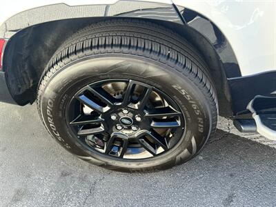 2023 Land Rover Defender 130 X-Dynamic SE - Photo 13 - Salt Lake City, UT 84115