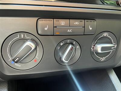 2017 Volkswagen Jetta 1.4T SE   - Photo 33 - Salt Lake City, UT 84115