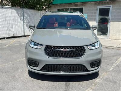 2021 Chrysler Pacifica Limited   - Photo 2 - Salt Lake City, UT 84115