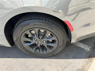 2021 Chrysler Pacifica Limited   - Photo 12 - Salt Lake City, UT 84115