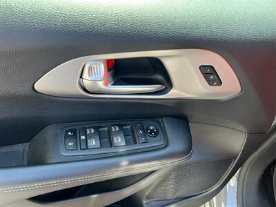 2021 Chrysler Pacifica Limited   - Photo 29 - Salt Lake City, UT 84115