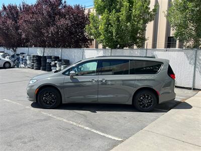 2021 Chrysler Pacifica Limited   - Photo 4 - Salt Lake City, UT 84115