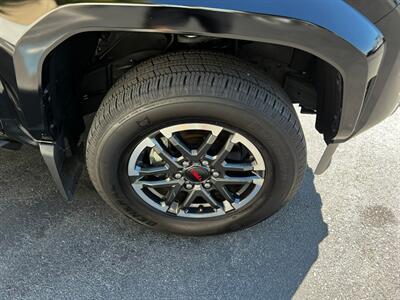 2025 Toyota Tacoma TRD Sport   - Photo 13 - Salt Lake City, UT 84115